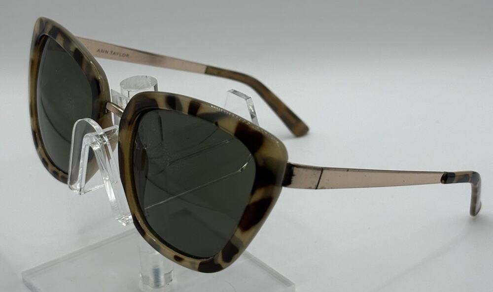 Ann Taylor Cat Eye Sunglasses Tortoise Gold Green Lenses Women 53-20-135